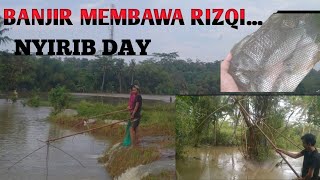 Menangkap ikan di musim banjir memang seru || Ikan sungai || Nyirib ikan