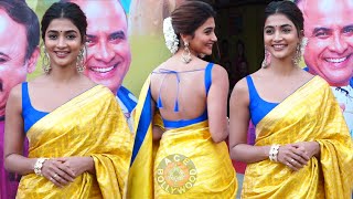 Pooja Hegde 😍 In Yellow Silk Saree Promoting Film Cirkus On Set Of Maharashtrachi Hasya Jatra