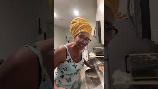 RASTA QUEEN $treasie1  is live! Homemade mash potatoes 🥔 and gravy