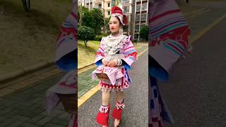 #hmoob #hmong #少数民族风情 #苗族 #hmoobsuav #miaozu #苗族衣服 #hmongclothes #ntxhaishmoob #苗族衣服穿搭 #苗族服装