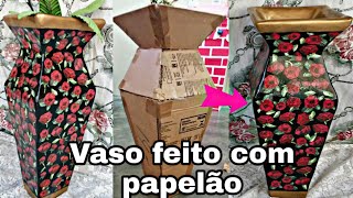 Vaso feito com papelão, jarron de carton, vaso made of cardboard