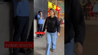Anjali Arora in airport #viral #trending #ytshorts #youtubeshorts #shortsfeed #bollywood #actress
