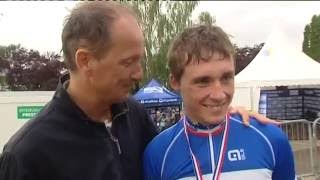 Le père de Valentin Madouas content après le championnat de France amateurs de cyclisme