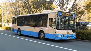 2022.01.04 三菱ふそう エアロスター QKG-MP38FM  阪急バス 千里3104 大阪200か41-30 (後面)｢森の奏｣ラッピング ｢72 千里中央｣行き 阪大本部前バス停周辺