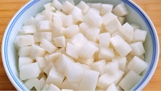 Eat more white radish when it  s cold, I  ll teach you a new way, my family can  t get tired of e...