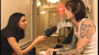 Tommy Lee interview "Never A Dull Moment" MusiquePlus 2002