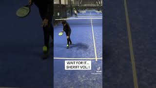 500 hours on the Padel court and he still can’t hit a ball #padel #sport #padelvideos #padeltime