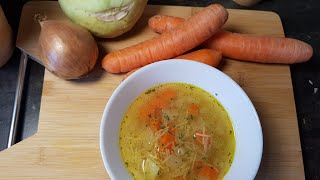 einfache schnelle Nudelsuppe mit Möhren Kohlrabi / lecker und einfach