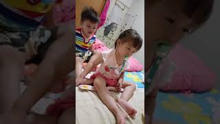 (2Y5M) 妹妹我幫妳綁頭髮哦～