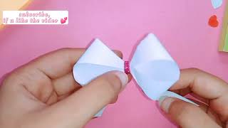 Paper Bow Gift Topper | Gift Wrapping | DIY @happycraftie