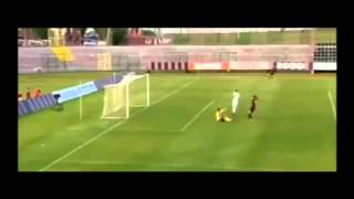 Burak Yilmaz - 2 Goals * Honved(Hun) vs Galatasaray(Tur) 1-2 *