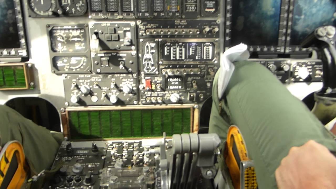 B-1B Cockpit - Ostrava NATO Days 2016 - YouTube