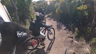 BLUFF HILL DH