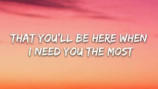 The Chainsmokers - Dont Let Me Down (Lyrics) ft Daya