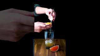 Grapefruit Bourbon Sour Cocktailrezept #cocktails #drinks #whiskycocktails #shorts