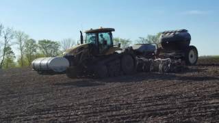 Planting corn 2016