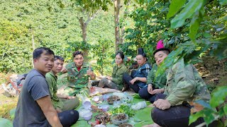 Cơm Nương với món gà bạch cùng gia đình chú Long | Nhịp Sống Tây Bắc