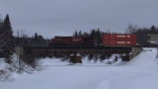 CP 8765 at Larchwood (23JAN2016)