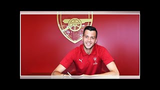 Deyan Iliev signs new deal with Arsenal