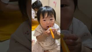 a baby who likes to brush his teeth#short#shorts #baby