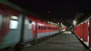 13121 Kolkata Ghazipur City Weekly Express cruising through BARN with HWH WAP 5 #35004 in charge!!⚡️