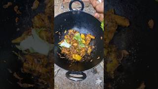 লাই শাকৰ লগত ব্ৰইলাৰ মাংস😋🫣👩‍🍳#food#lunch#viralshort#trending#cookingvideo