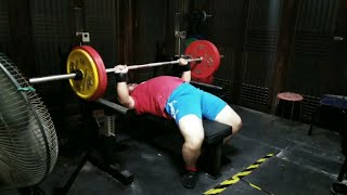 卧推150kg 4个3个1个，组组力竭，组组被压，一出杠就没想着回杠