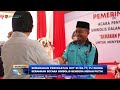 SEMARAKAN PERINGATAN HUT RI KE 77, PJ SEKDA SERAHKAN SECARA SIMBOLIS BENDERA MERAH PUTIH