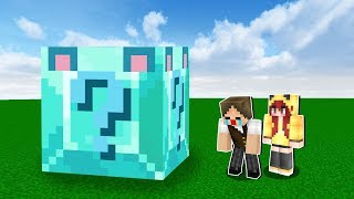 Minecraft: NUNCA ABRA O LUCKY BLOCK AZUL GIGANTE! (ELE DÁ AZAR!)