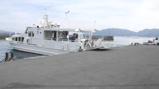 塩飽諸島の粟島　船が着いた　(2016/3/16)