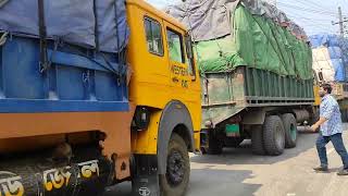 রংপুর শহরের ভিতরের রাস্তা।Road inside Rangpur town।