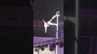 Sailing in the air on the sway pole Blake Wallenda #blakewallenda #circus #circusperformance