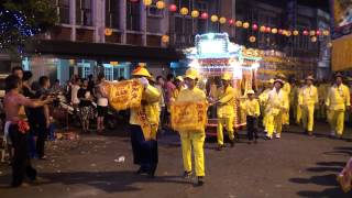 【木日水巷】20121015東港迎王--遶境北區在福安宮‧王爺公帶大千歲趕路