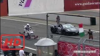 フェラーリー458 vs スノーモービル　加速勝負 /2017