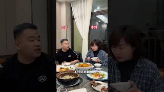 餐桌上不能做的事，看着妹妹这样我都不好意思吃了！ #内容启发搜索  #餐桌礼仪#劇情#生活#shorts