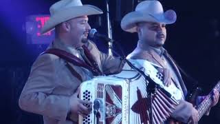 Dos Coronas a Mi Madre (En Vivo) Desde Houston, Tx - Los Cadetes de Linares