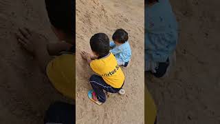 స్వచ్ఛమైన చిరునవ్వు #happiness #happyface #babyshorts #babygames #sand #cutebaby #trending