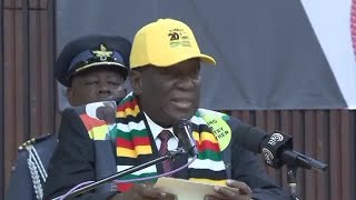 UMnangagwa Ukhala Ngabathengisi