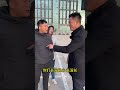 携bing妻寻找失踪孩子拾金不昧反被诬陷惨遭毒打 携bing妻寻找失踪孩子拾金不昧反被诬陷惨遭毒打 小孩失踪 拾金不昧 恩将仇报 法务老师盛老师