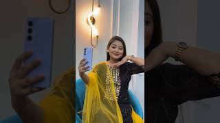 বাঙালি মেয়েরা যেভাবে মোবাইল চালায় 🤣 How Girls Use Phone📞Realme C65| Nusrat Jahan Ontora #shorts