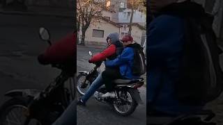 Así te afanan una moto en BuenosAires #Motochorros