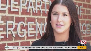 911 dispatcher saves life first week on the job