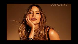 Sofia Vergara, 52, says she got a 'bionic' knee thanks to 'old age and s***' adding peri-menopause i