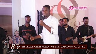 How Bidemi Olaoba perform live at the 85th Birthday Celebration of Pa. Opeoluwa Otuyalo in lagos.