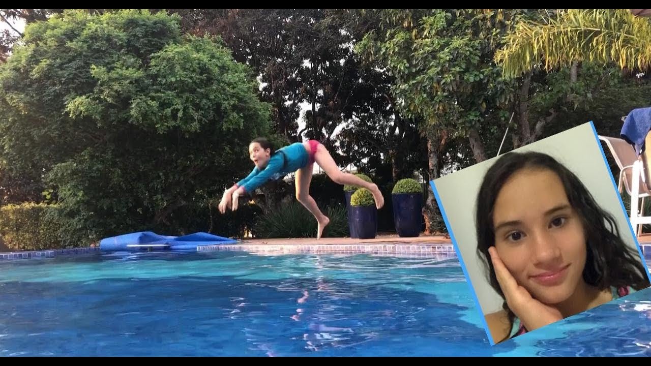 Desafio Da Piscina Desafio Da Garrafa Na Piscina Youtube Hot Vs