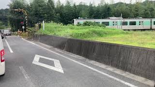 烏山線　滝駅　踏み切りにて