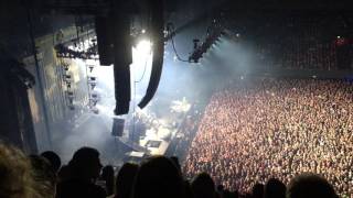 Volbeat Opening - The Devil's Bleeding Crown (Live Ziggo Dome 15-11-2016)