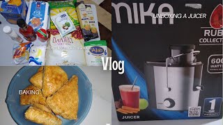 WEEKLY VLOG: MONTHLY SHOPPING HAUL | JUICING + FINALLY UNBOXING A JUICER | BAKING #roadto100subs