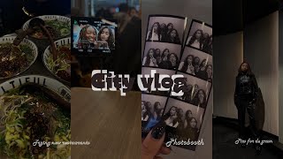 City Vlog with friends| trying new restaurant, making content for the gram, photobooth