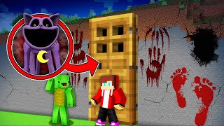 Сreppy CATNAP Attack Mikey \u0026 JJ Behind The BIGGEST DOOR in Minecraft Maizen